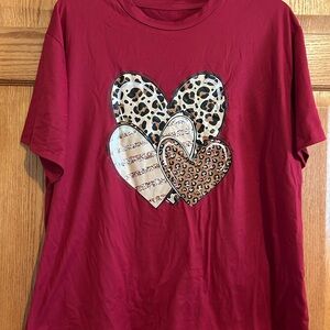 Red Heart Print Short Sleeve Tee